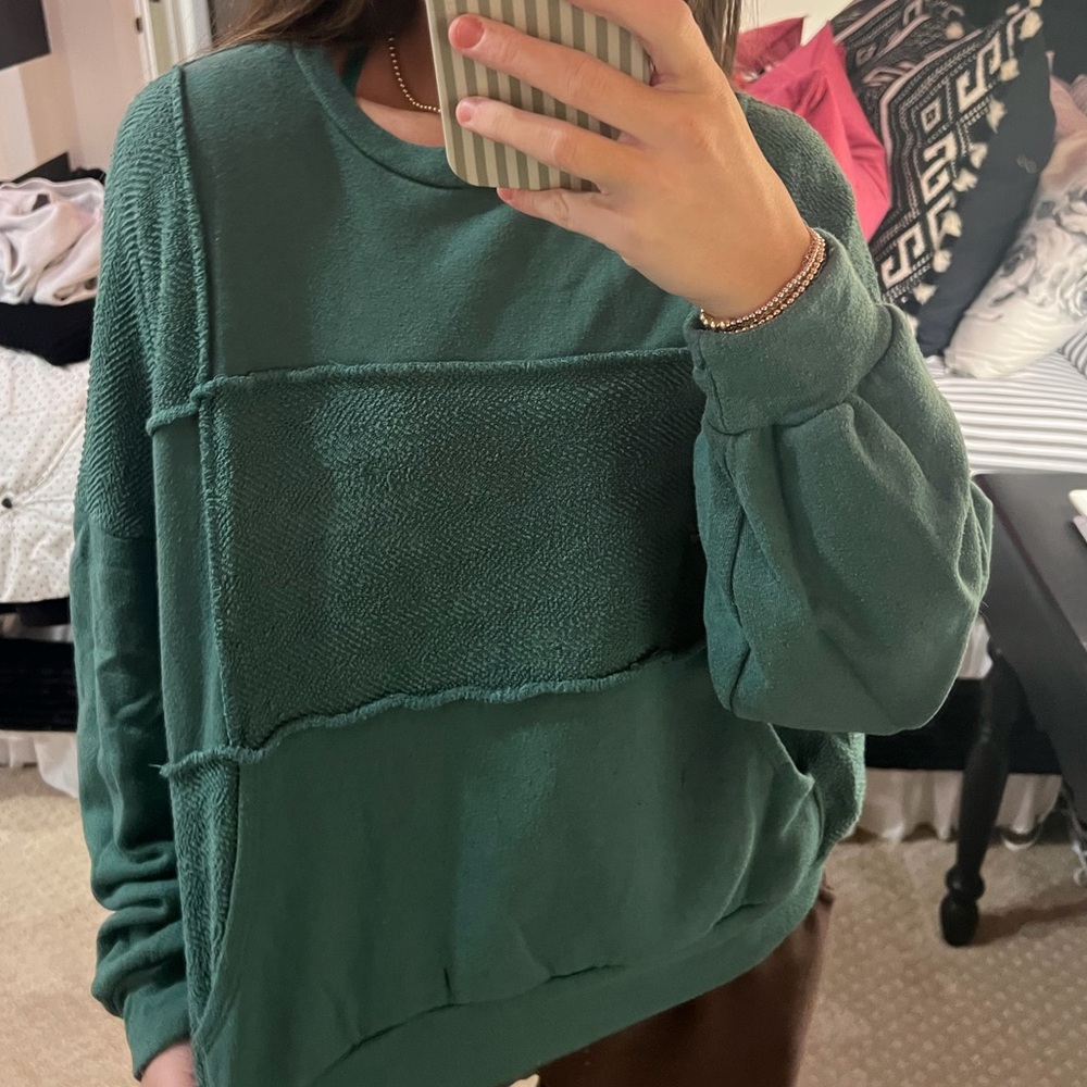BUCKETLIST Forest Green Sweatshirt